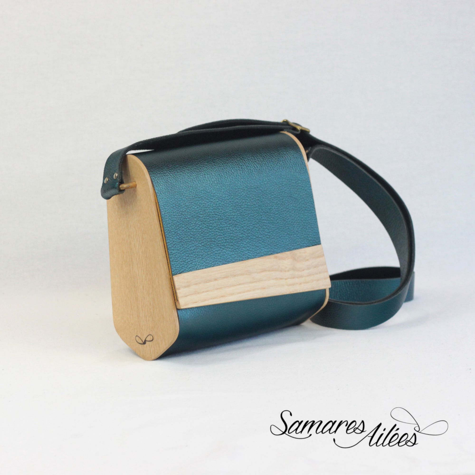 Sac Billie cuir bois samares ailées bleu beetle