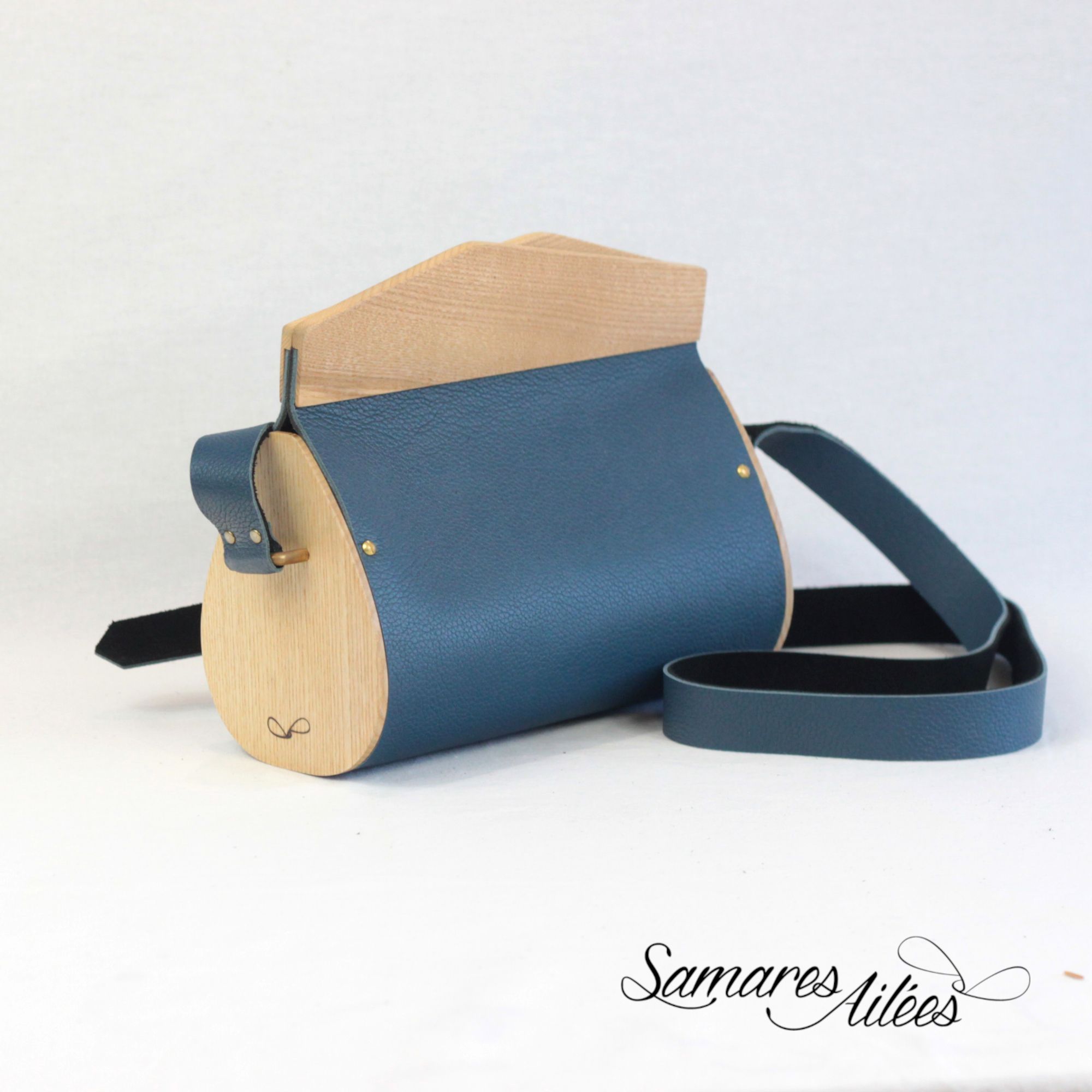 Sac Olympe cuir bois samares ailées bleu petrol