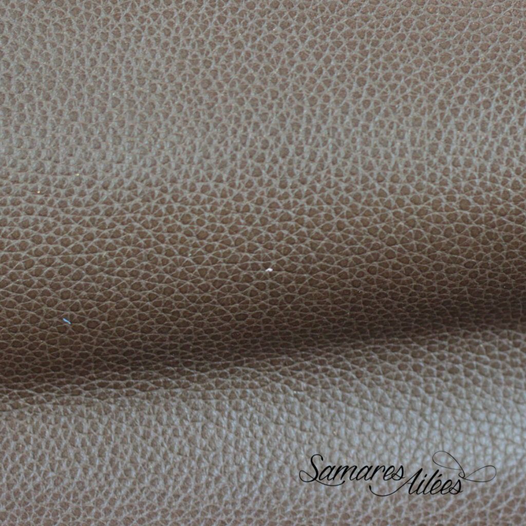 cuir bois samares ailées marron pailleté grainé